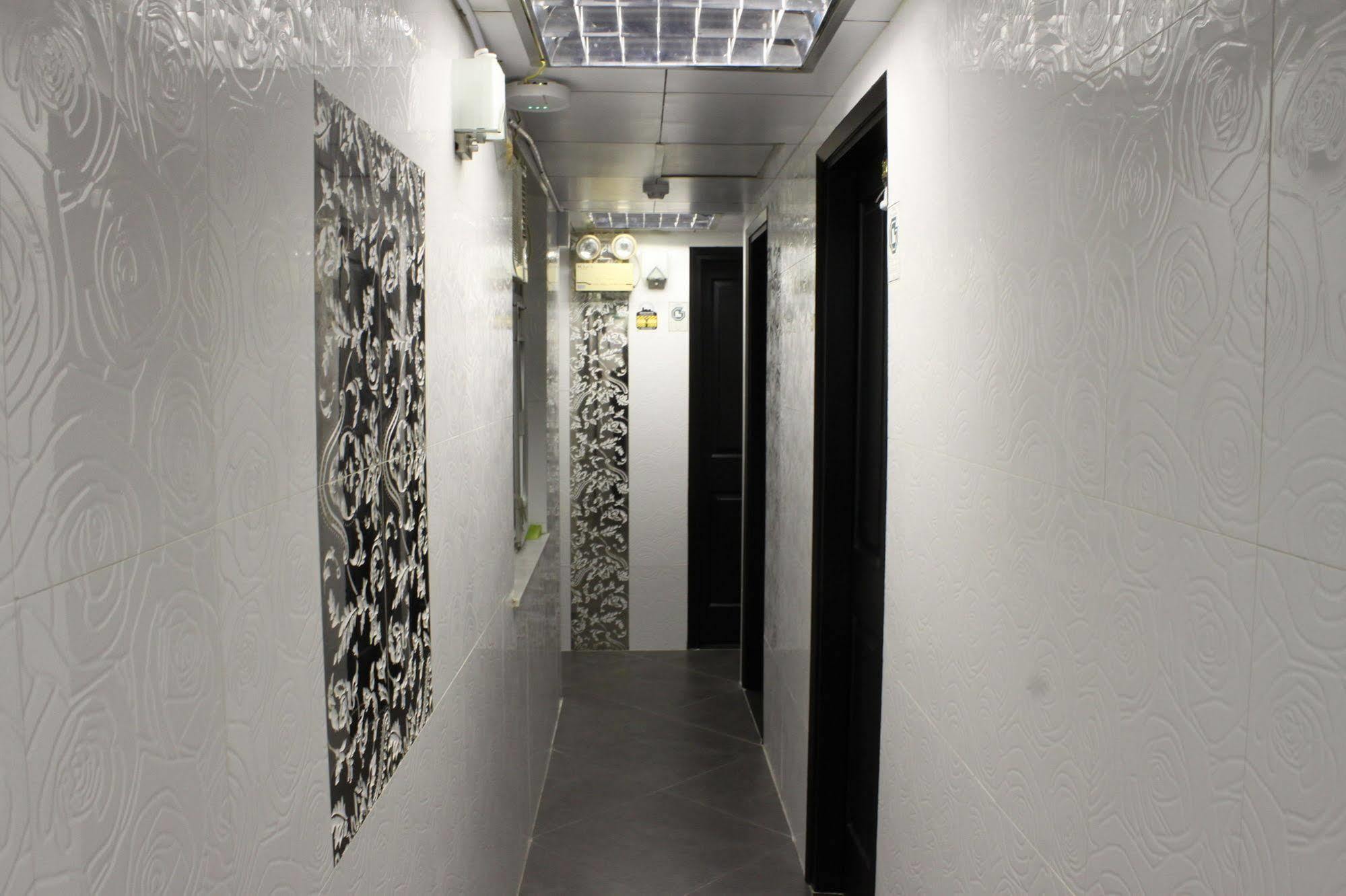 Osaka Hostel Гонконг Екстер'єр фото